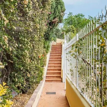 Le Monachelle Villa Capri