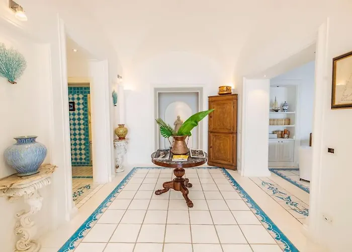 Le Monachelle Villa Capri